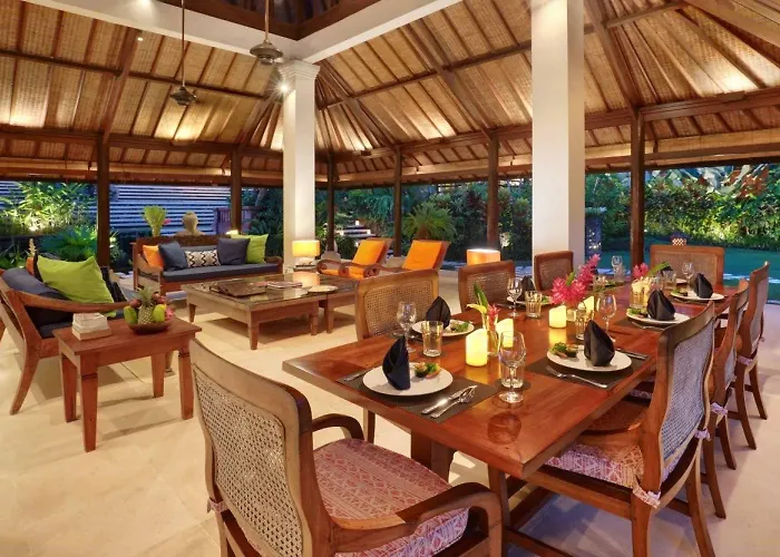 別荘 Bunga Wangi, 3 Bedrooms, Canggu, Bali Style
