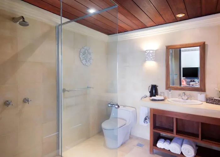 Bunga Wangi, 3 Bedrooms, Canggu, Bali Style 別荘 チャングー